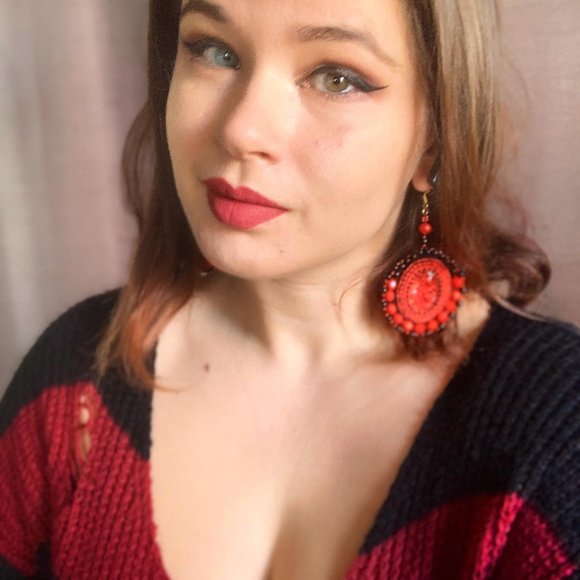 Meet your Posher, Eden - Picture 1 of 1